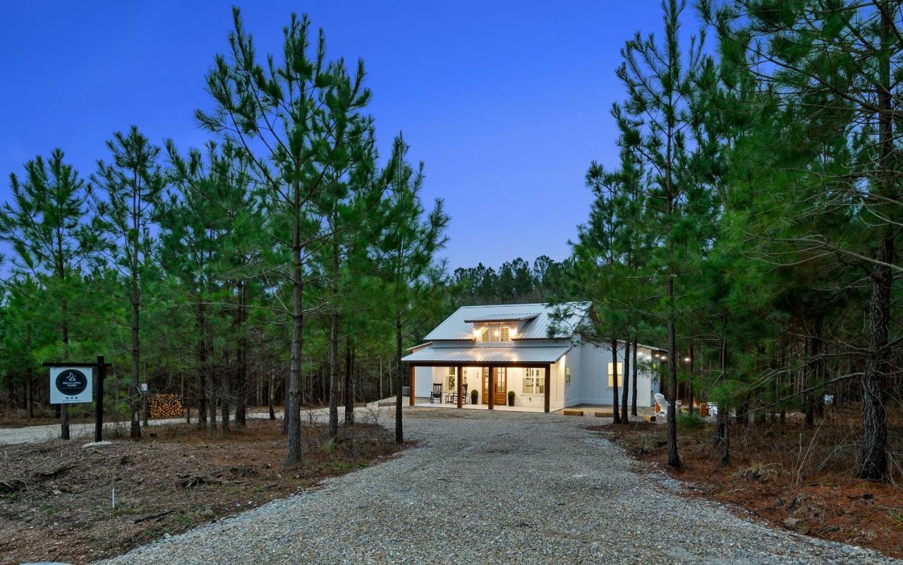הוילה ברוקן בו Bella Luna Cabin - Cozy Farmhouse Cabin, Private Deck, Swing Set, Fire Pit, Hot Tub מראה חיצוני תמונה